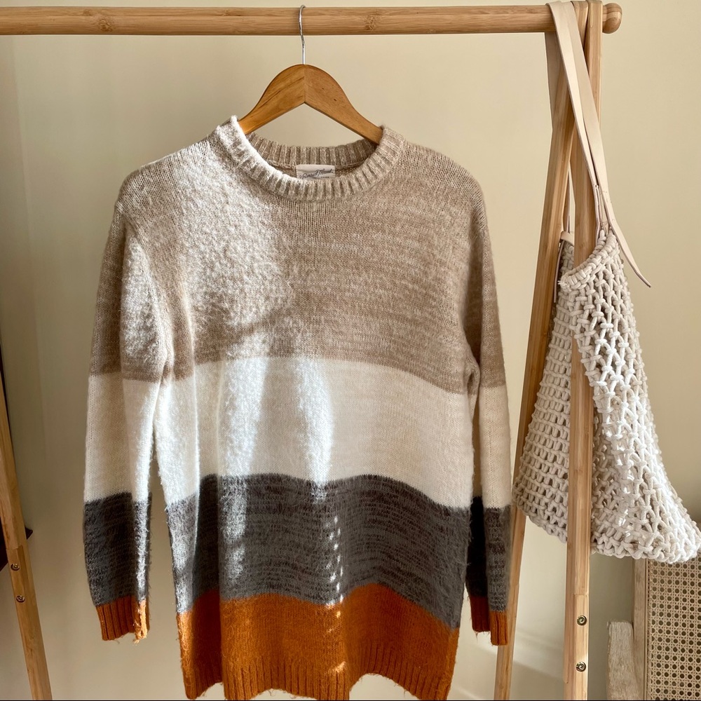 Universal Thread Colorblock Striped Crewneck Sweater in Beige/Burnt Orange - S